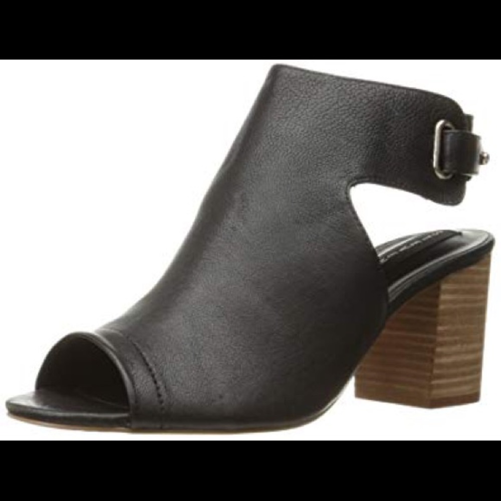 Steve Madden black peep toe booties